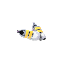 Load image into Gallery viewer, Sneaker
