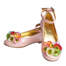 Load image into Gallery viewer, Shoes
