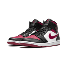 Load image into Gallery viewer, Air Jordan 1 Mid Bred Toe

