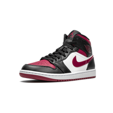 Load image into Gallery viewer, Air Jordan 1 Mid Bred Toe
