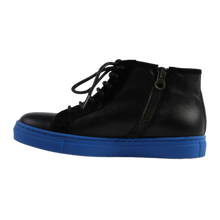 Load image into Gallery viewer, Trainers
