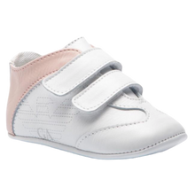 Load image into Gallery viewer, Sneaker
