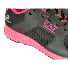 Load image into Gallery viewer, Sneaker
